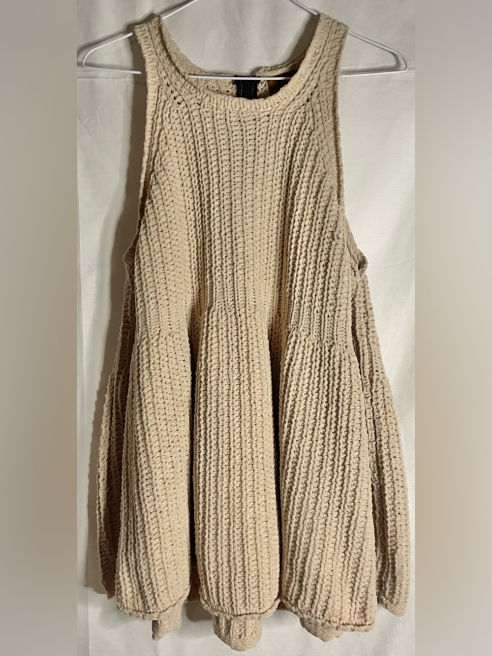 POL- Wild Fern Sleeveless Sweater Tank Top